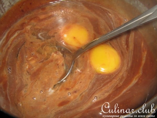 Пирог с грушами, шоколадом и карамелью