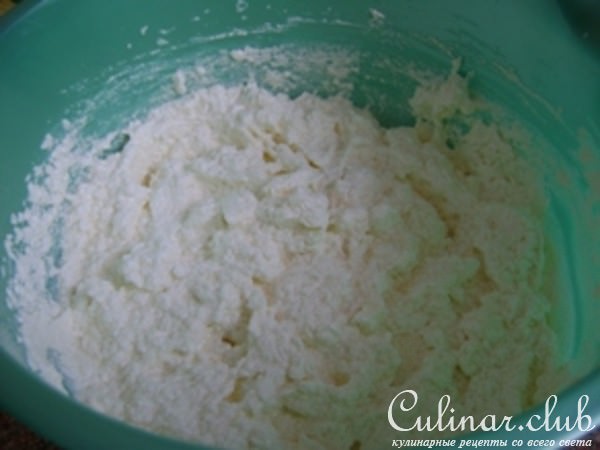 Песочный пирог с клубникой