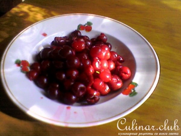 Пирог с вишней