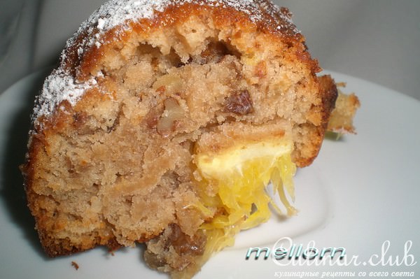 Постный пирог с апельсинами и орехами