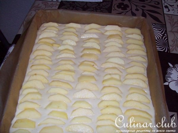 Пирог с яблоками быстрый.