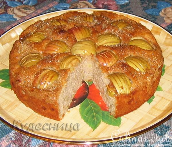 Яблочный бисквитный пирог (вариант)