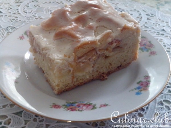 Яблочный пирог в сметанной заливке