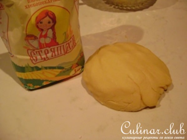 Творожный пирог с персиками