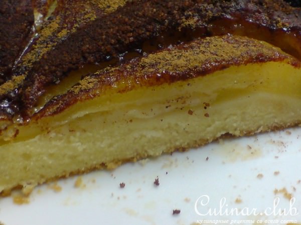 Пирог с медово-карамельными грушами 