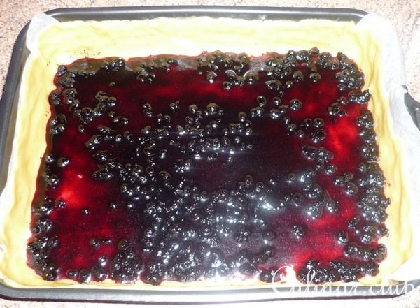 Совсем негламурный, но очень вкусный песочно-творожный пирог