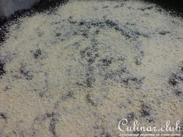 Пирог с грушами и маком под сметанной заливкой