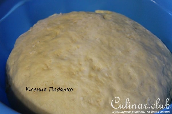 Пирог с яблоками и джемом
