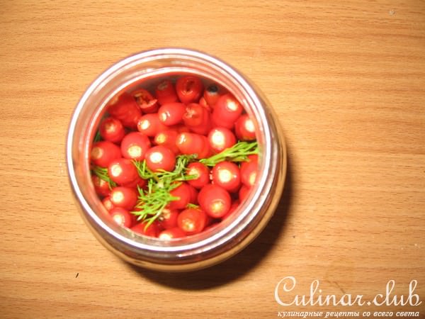 Маринованный чилли перец.