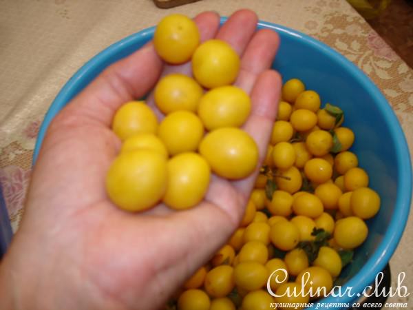 Консервированные помидоры с желтой алычей(ткемали), без уксуса.