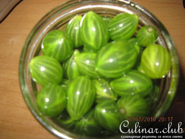 Маринованный крыжовник