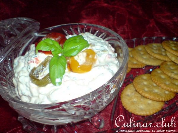 Дип с запечёнными перцами и базиликом