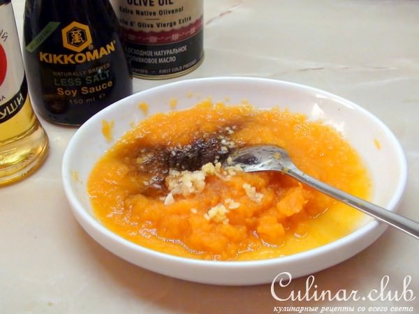 Морковный соус с чесноком и имбирём.