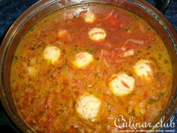 Борщ с куриными фрикадельками