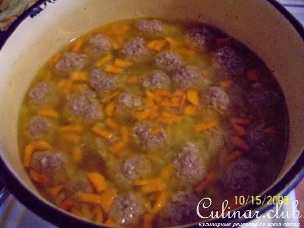 суп с фрикадельками