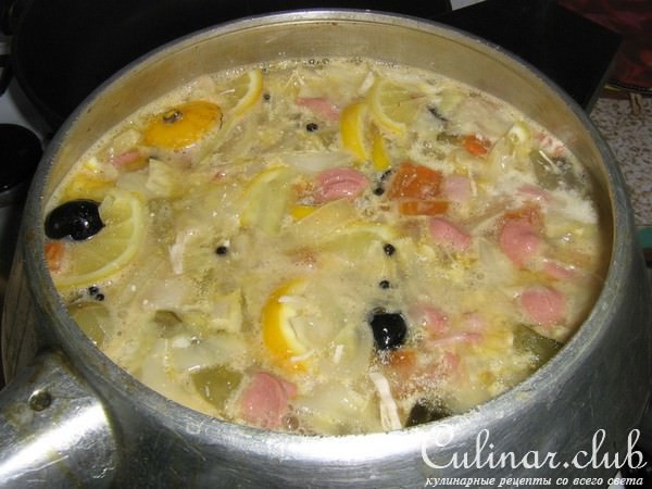 Солянка сборная мясная
