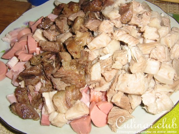 Солянка сборная мясная