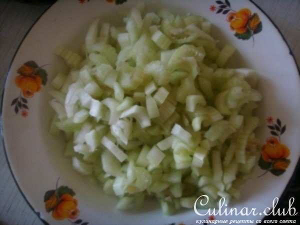 Супчик из курочки с сельдереем=)
