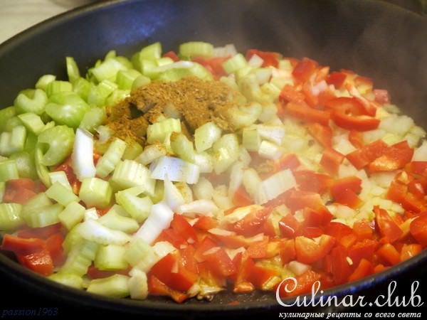 Марокканская харира (пряный нутово-чечевичный суп)