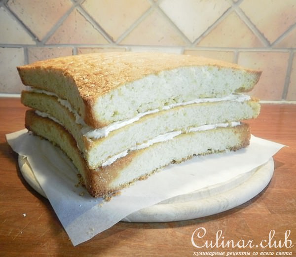 Торт Подушка, Фисташковый масляный бисквит, Swiss Meringue Buttercream