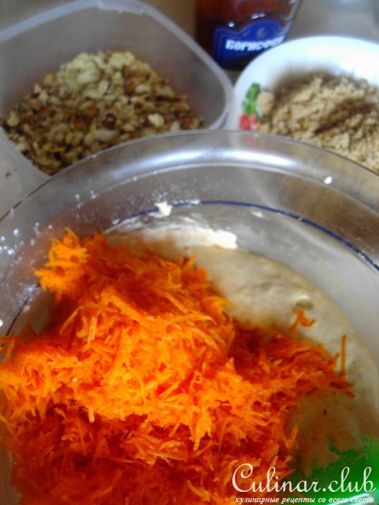Швейцарский морковный торт (Rbli Kuchen )