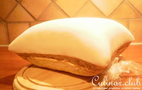 Торт Подушка, Фисташковый масляный бисквит, Swiss Meringue Buttercream