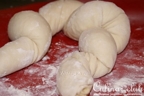 Хачапури из домашнего слоёного теста