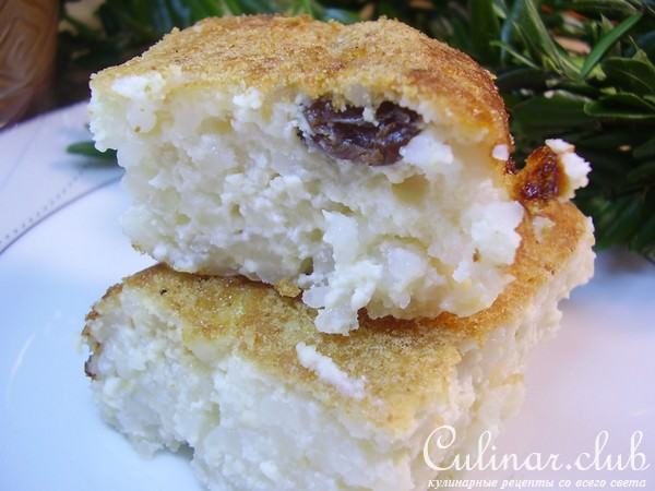 Творожная запеканка с рисом и изюмом 