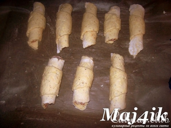 Сырные рогалики с сыром и беконом