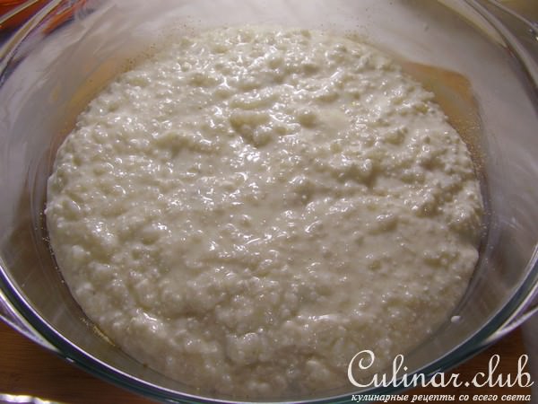 Творожная запеканка с рисом и изюмом 
