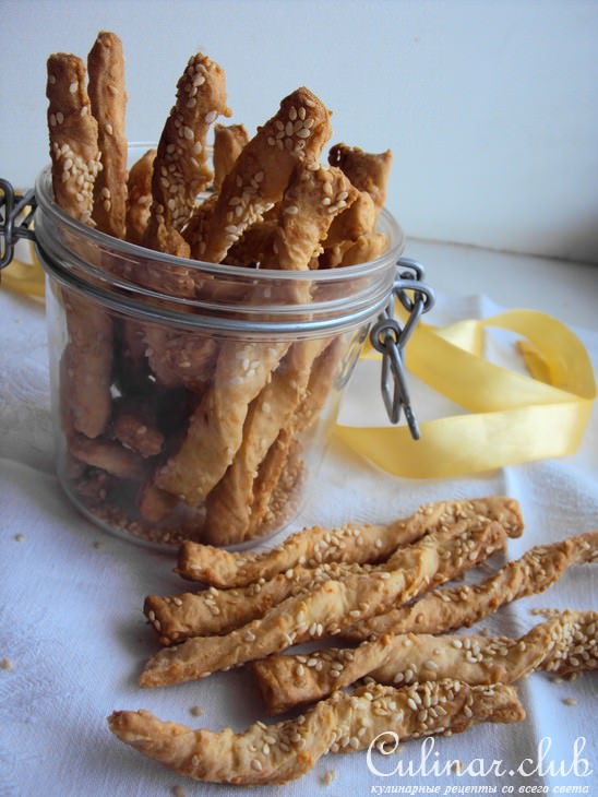 Кунжутные палочки с сыром