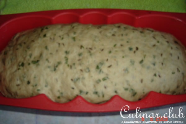 Ржаной хлеб с луком и тмином