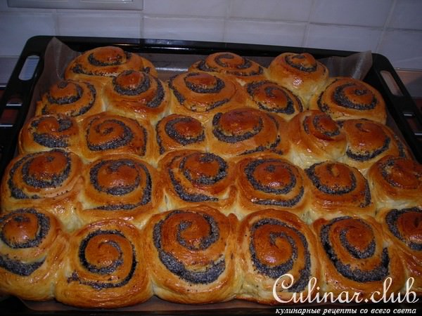 Бриош с маком