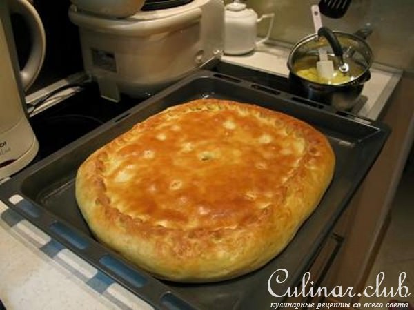пирог с рисом и солеными огурцами