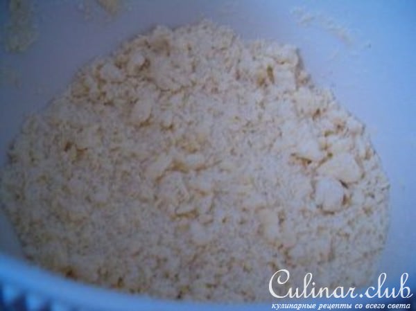 Тарт клубничный с шоколадно заварным кремом
