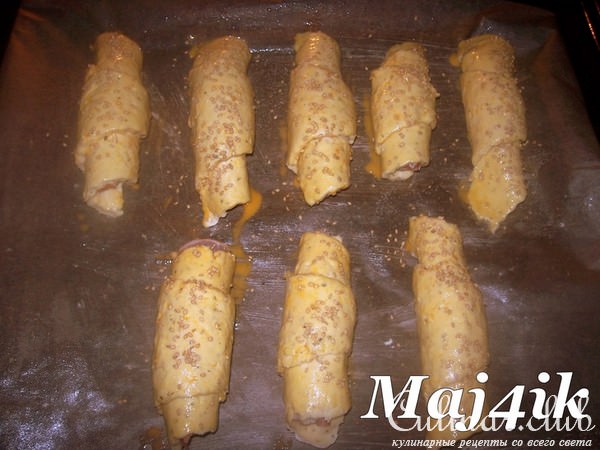 Сырные рогалики с сыром и беконом