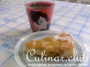 Пирог с рабарбаром (самый простой вариант)