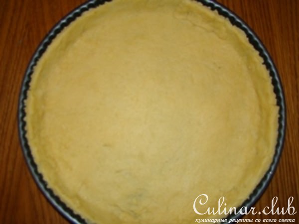 Пирог с сыром и луком пореем 