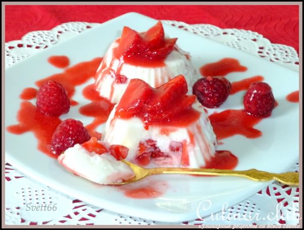 Бланманже с клубникой