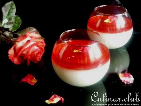Бламанже с желе из чая с лепестками роз,фиалкой и гибискусом