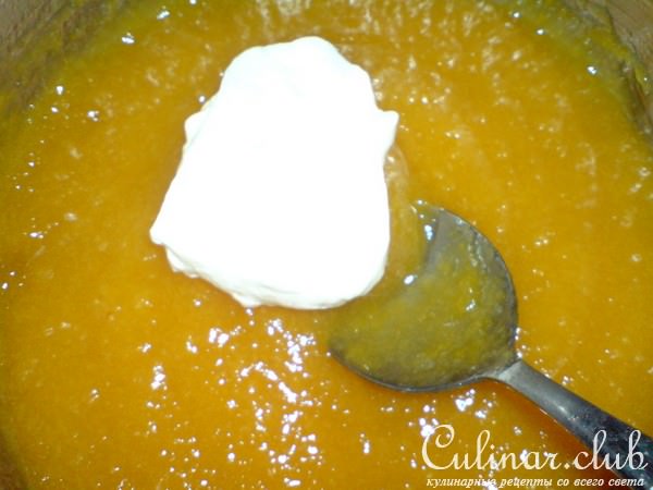 Десерт из кураги с коньяком и со сливками